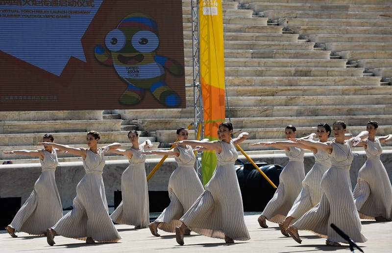Ολυμπιακοί Νέων Κίνας: Η Αφή Φλόγας στο Παναθηναϊκό Στάδιο (photos)