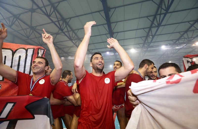 Ολυμπιακός: Θεαματική η απονομή στους πρωταθλητές (photos)