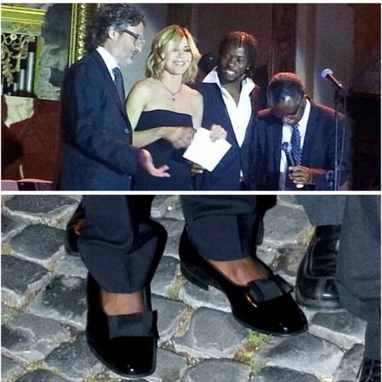 Ρόμα: Με... γυναικεία παπούτσια ο Ζερβινιό! (photos)