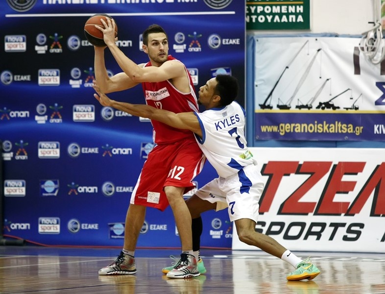 Πανελευσινιακός: Έχασε, αλλά έμεινε (photos)