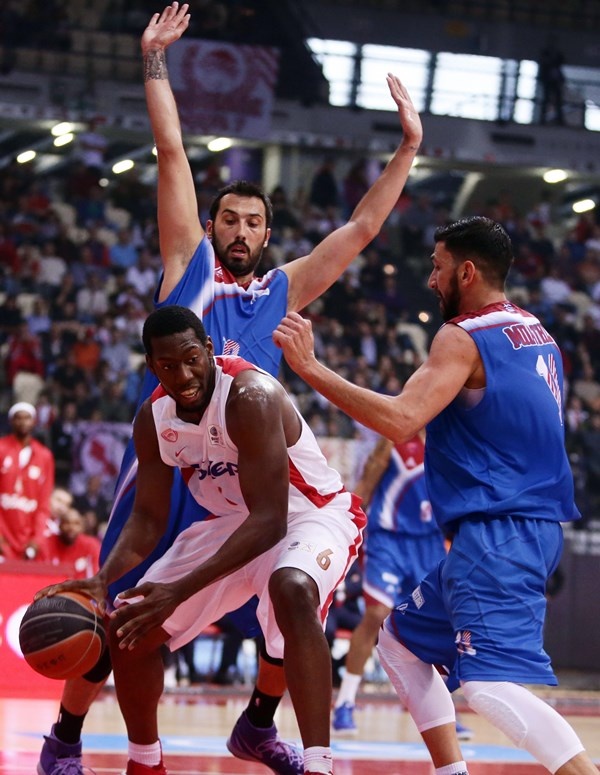 Ολυμπιακός: Δεν... παίζεται ο Ντάνστον (photos)