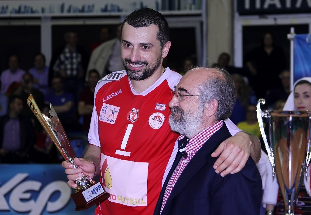 Ολυμπιακός: Η απονομή της κούπας (photos)