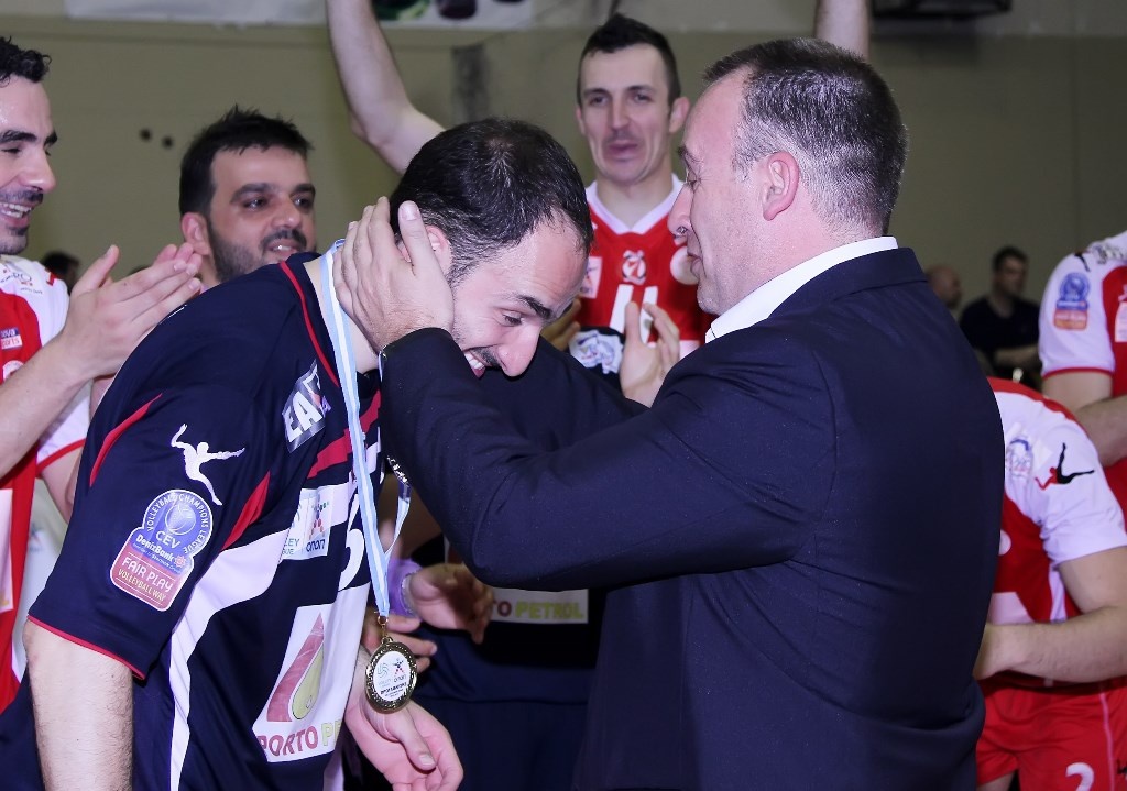 Ολυμπιακός: Η απονομή της κούπας (photos)