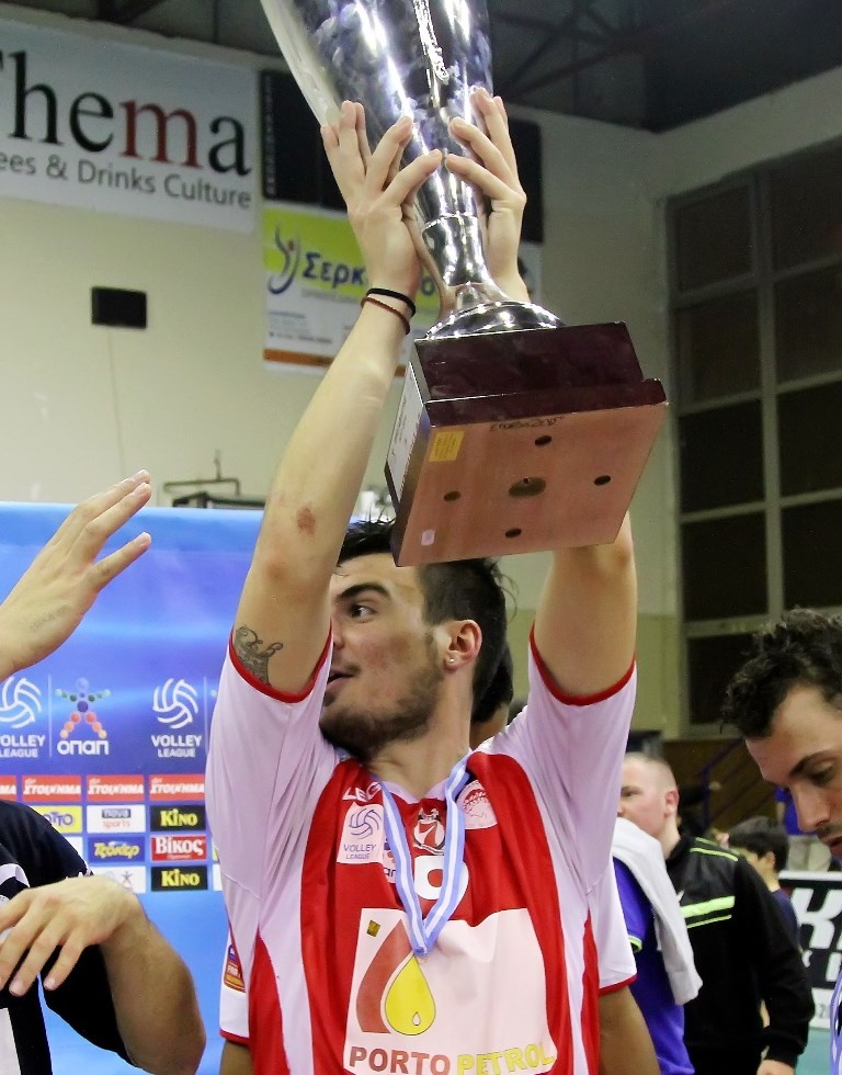 Ολυμπιακός: Η απονομή της κούπας (photos)