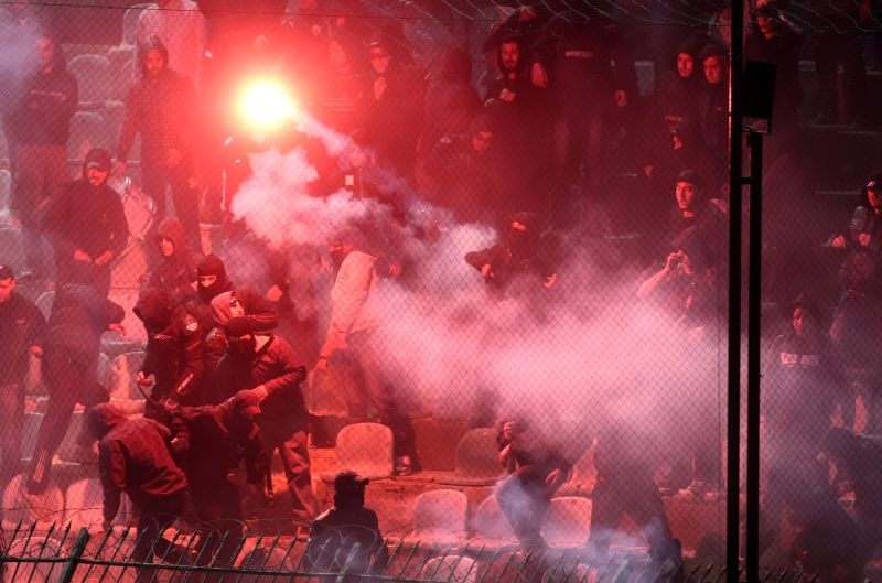 Παναθηναϊκός-ΠΑΟΚ: Το χρονικό των επεισοδίων στη Λεωφόρο (videos+photos)