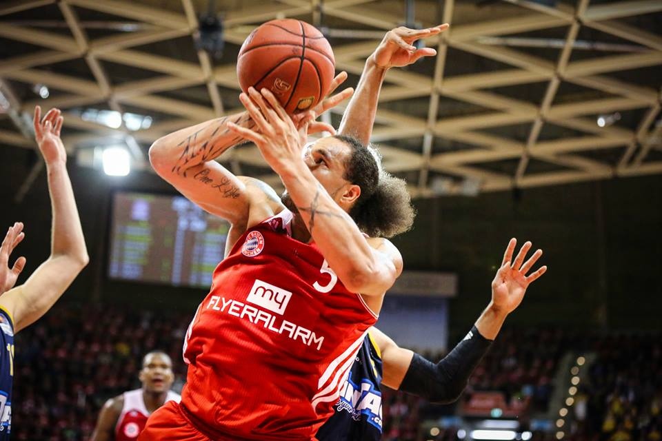 Μπάγερν Μονάχου: Μόνιμα... στις εξέδρες ο Σβάινσταϊγκερ! (photos)