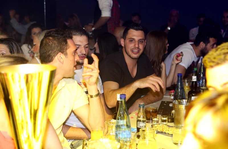 Ολυμπιακός: Το γλέντι στα μπουζούκια (photos)