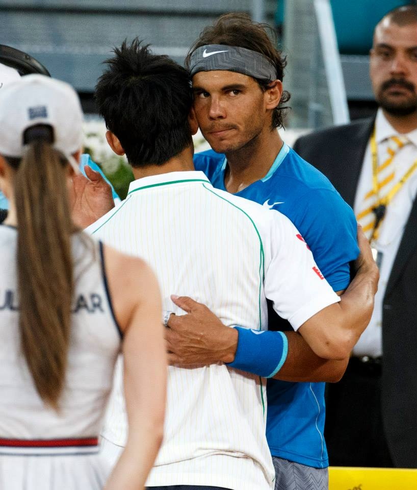 Ράφα Ναδάλ: Το σήκωσε μέσα στο... σπίτι του (photos+videos)
