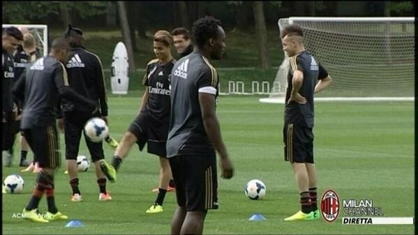 Μίλαν: Ο 15χρονος που προωθήθηκε στην πρώτη ομάδα (photos+videos)