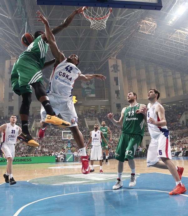 Χάινς στο Onsports: «Δεν... κρατιέμαι για τα Παναθηναϊκός – Ολυμπιακός» (photos+videos)