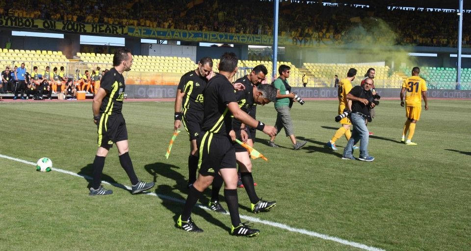 Κύπρος: Τα επεισόδια στο Τσίρειο (photos+video)