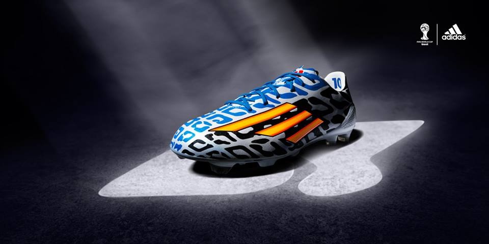 Λιονέλ Μέσι: Ο εξοπλισμός του για το Παγκόσμιο Κύπελλο (photos+video)