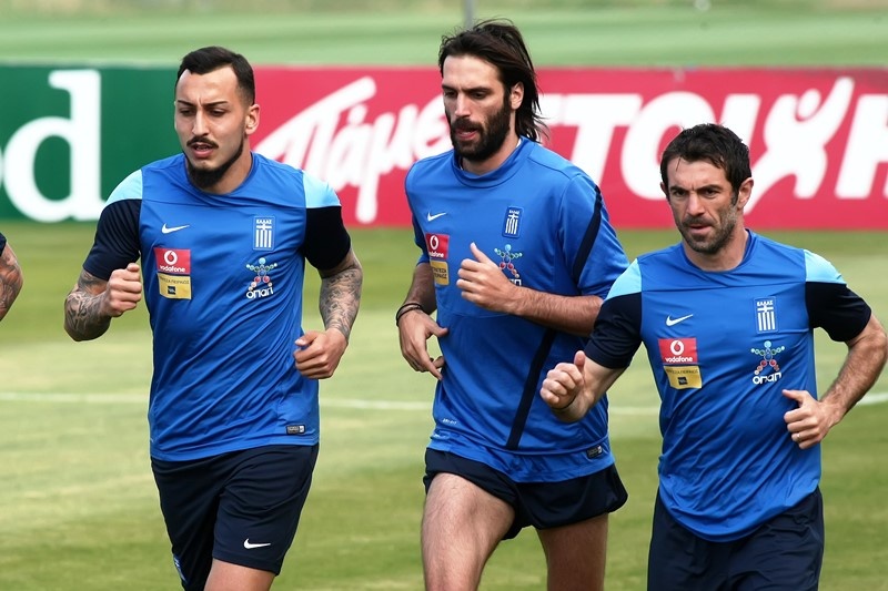 Ελλάδα: Ανεβάζουν ρυθμούς οι… επτά (photos)