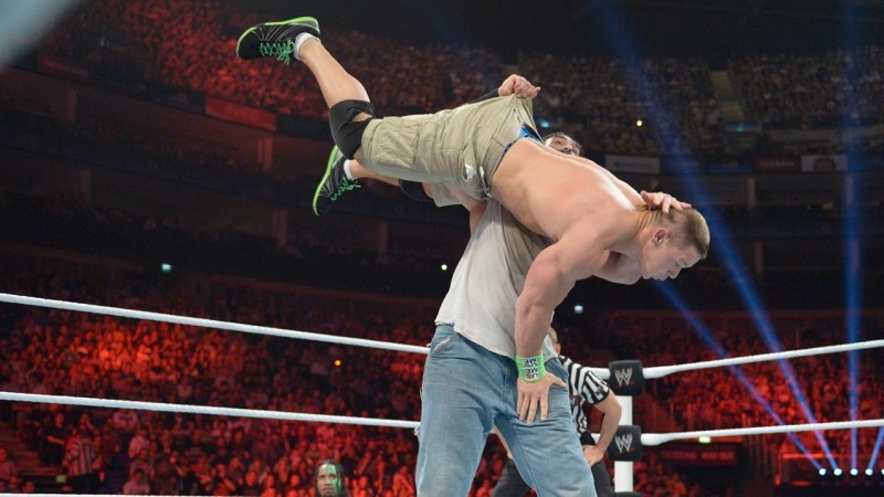Raw: Περιμένοντας τον Bryan (photos+videos)