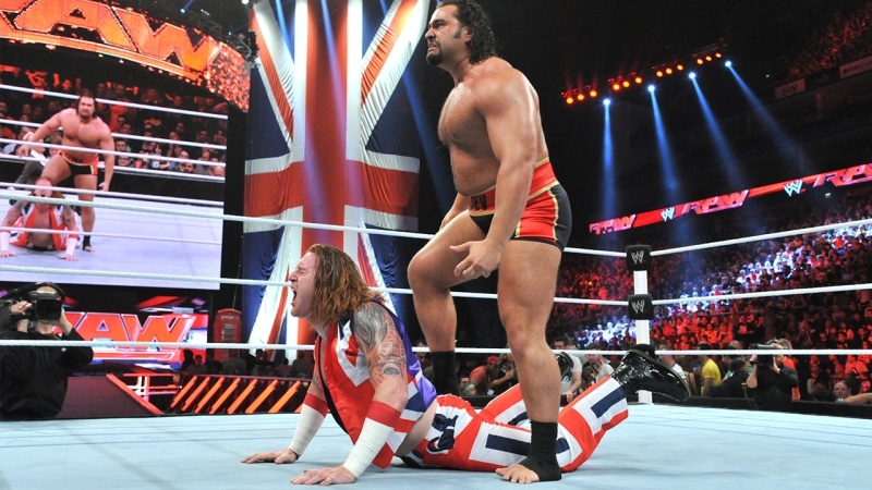 Raw: Περιμένοντας τον Bryan (photos+videos)