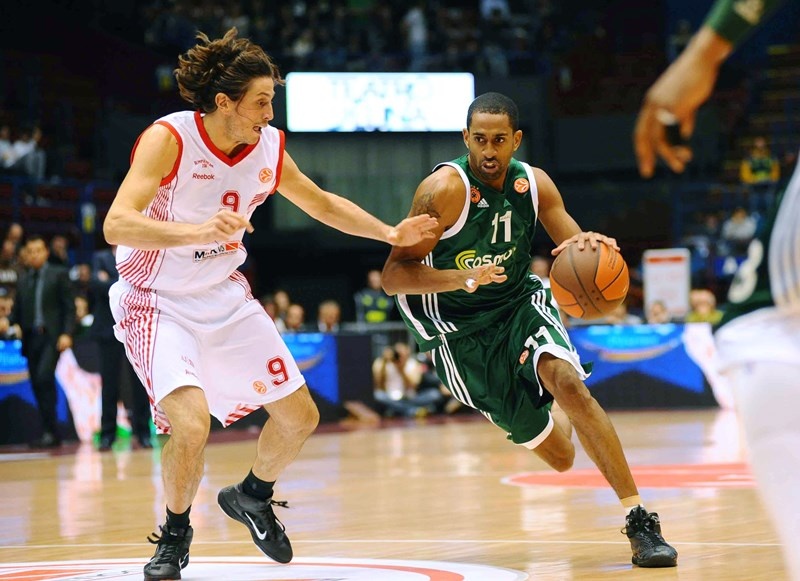 Νίκολας στο Onsports: «Η Μακάμπι δεν… πήρε από τον Ολυμπιακό» (photos+videos)