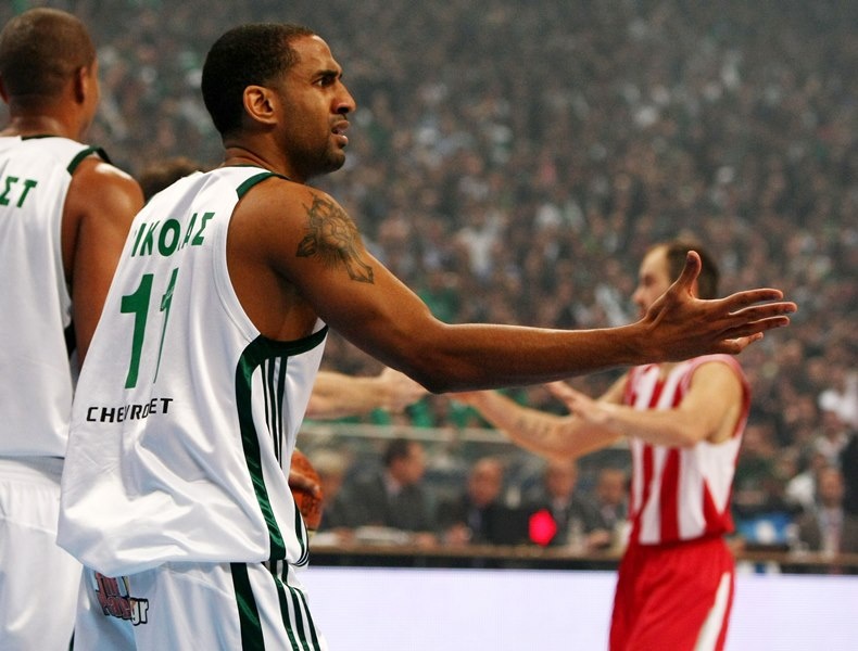 Νίκολας στο Onsports: «Η Μακάμπι δεν… πήρε από τον Ολυμπιακό» (photos+videos)