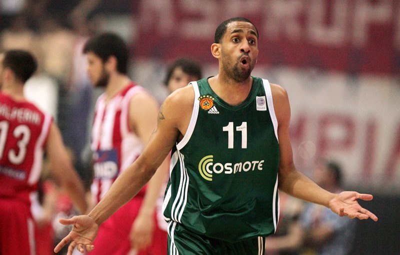 Νίκολας στο Onsports: «Η Μακάμπι δεν… πήρε από τον Ολυμπιακό» (photos+videos)
