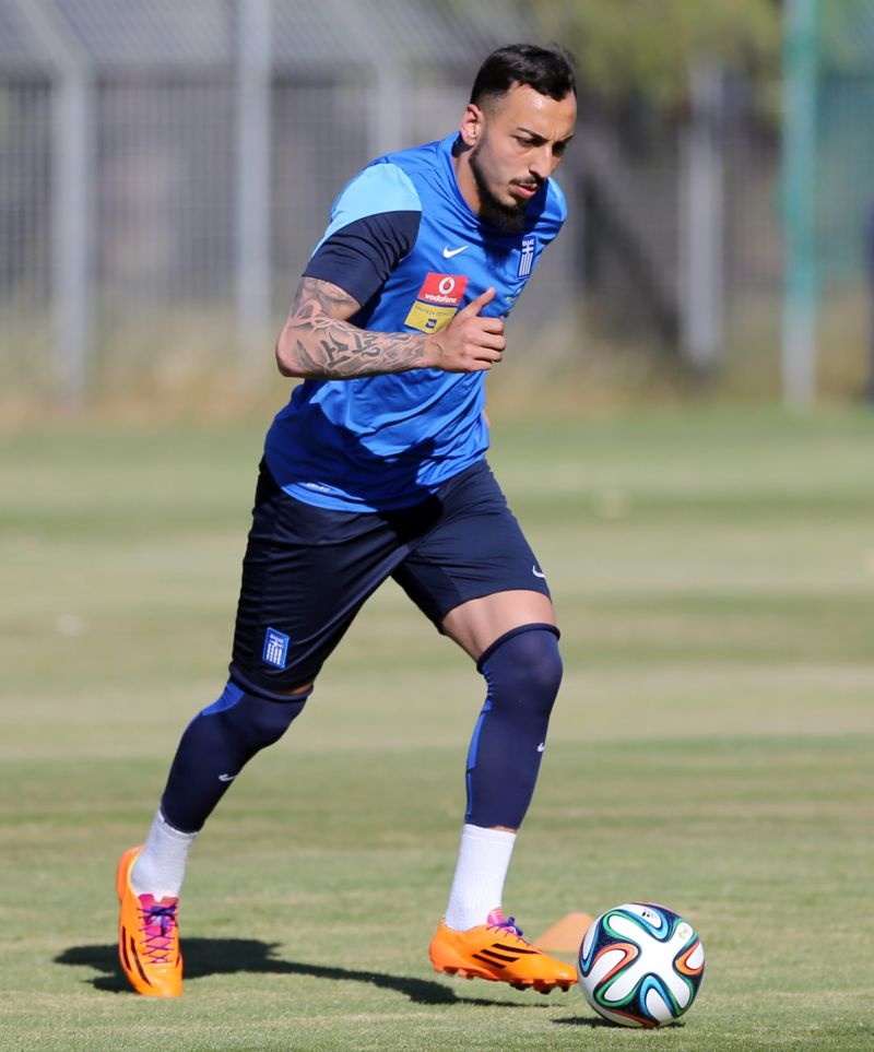 Ελλάδα: Συνεχίζουν οι επτά! (photos+videos)