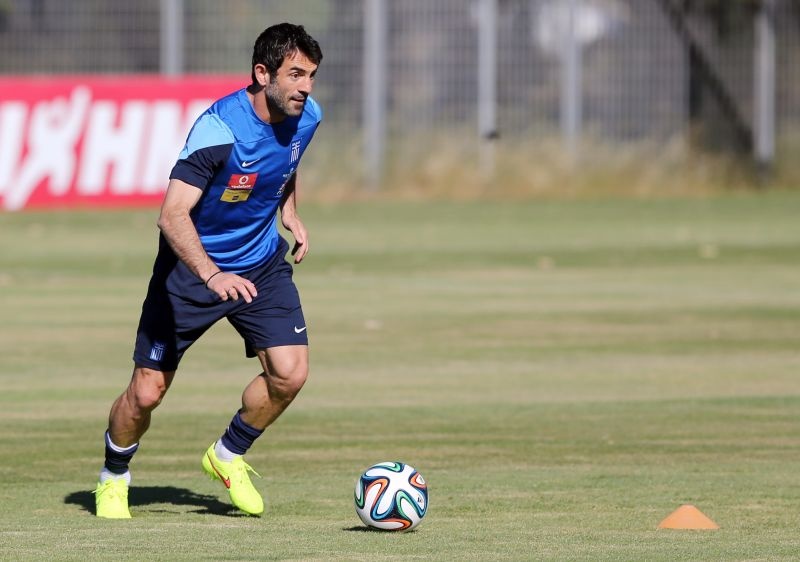 Ελλάδα: Συνεχίζουν οι επτά! (photos+videos)