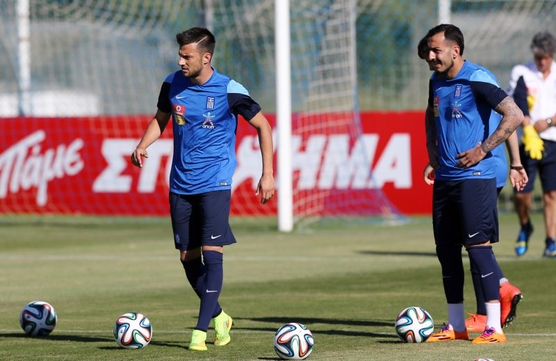 Ελλάδα: Συνεχίζουν οι επτά! (photos+videos)