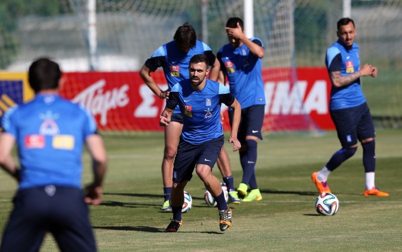 Ελλάδα: Συνεχίζουν οι επτά! (photos+videos)