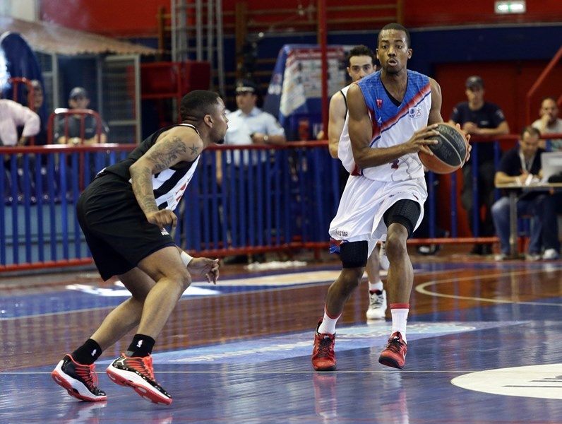 ΜακΚόλουμ: «Θα είναι μεγάλη η σειρά» (photos)