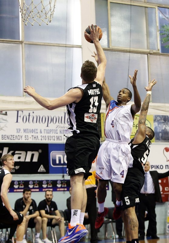 ΜακΚόλουμ: «Θα είναι μεγάλη η σειρά» (photos)