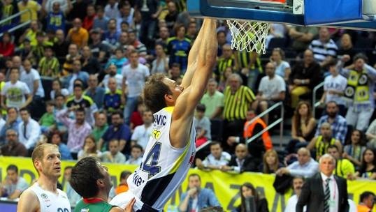 Φενέρμπαχτσε / Ούλκερ: Ένα βήμα από τους τελικούς (photos)