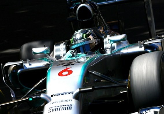 Μερσέντες: Τη γλίτωσε ο Ρόζμπεργκ (photos+videos)