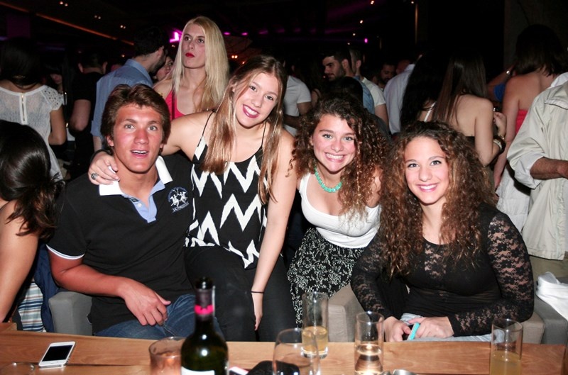 Ολυμπιακός: Το γλέντι των πρωταθλητριών (photos)