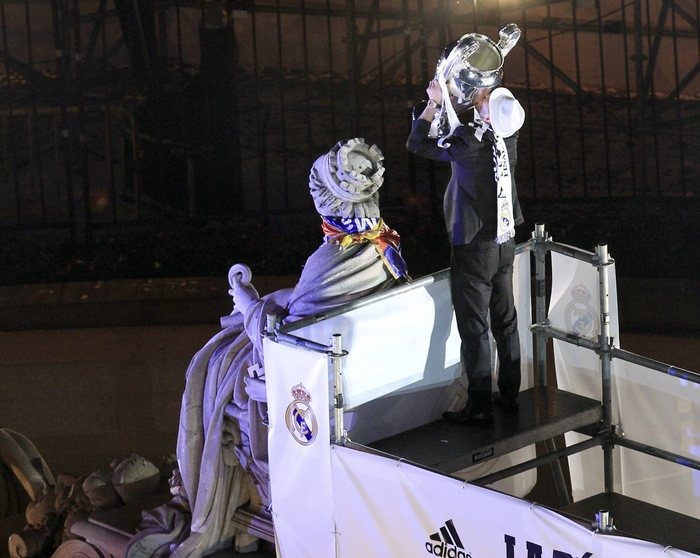 «Κάηκε» η Μαδρίτη για τη Βασίλισσα (photos+videos)