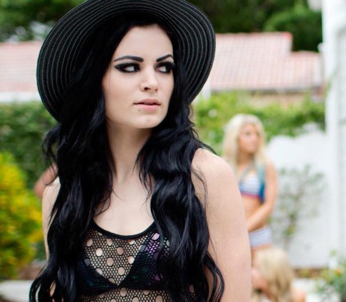 NXT: Καλοκαιρινές διακοπές (photos)