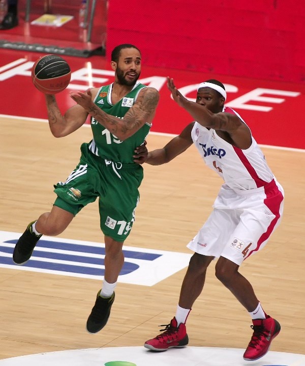 Ολυμπιακός: Τα «εκρηκτικά» τρίποντα Σπανούλη και Πέτγουεϊ (photos+video)