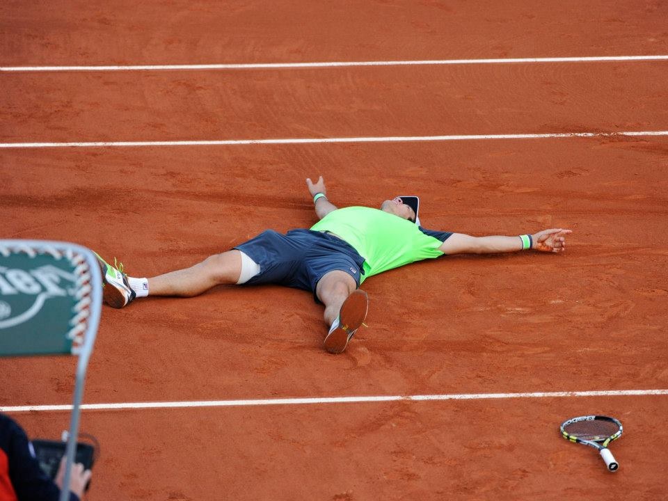 Ρολάν Γκαρός: Πέρασαν Ναδάλ, Τζόκοβιτς (photos+videos)