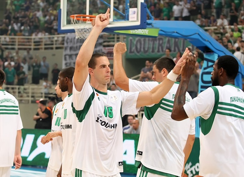 Ζεύγος Γκουίν στο Onsports: «Θα πιούμε στην υγειά του τίτλου του Παναθηναϊκού» (photos+videos)