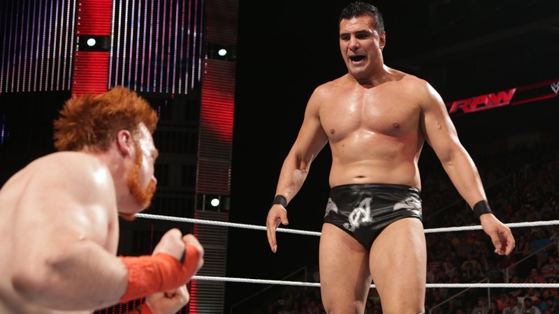 Raw: Ανωτερότητα Evolution, διστακτικότητα Bryan (photos+videos)