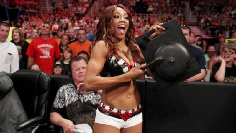 Raw: Ανωτερότητα Evolution, διστακτικότητα Bryan (photos+videos)