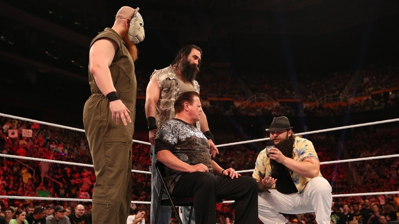 Raw: Ανωτερότητα Evolution, διστακτικότητα Bryan (photos+videos)