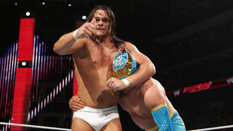 Raw: Ανωτερότητα Evolution, διστακτικότητα Bryan (photos+videos)