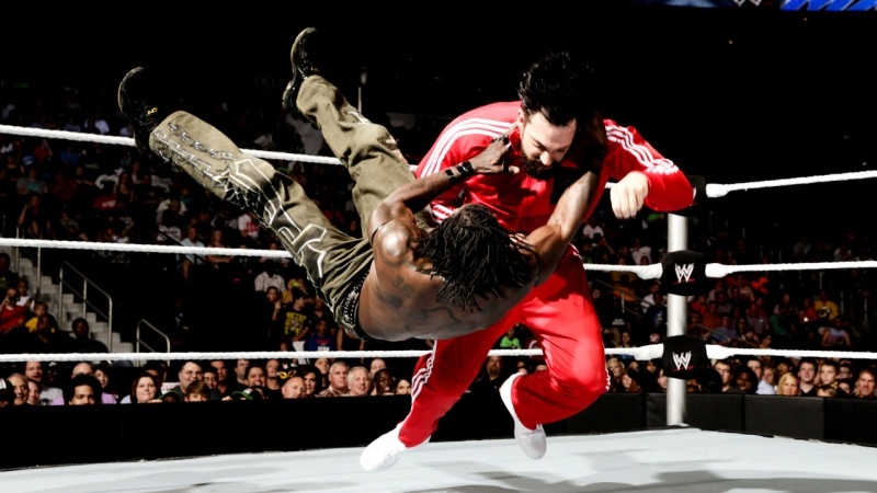 Main Event: Συμβολισμοί από Wyatts (photos+videos)