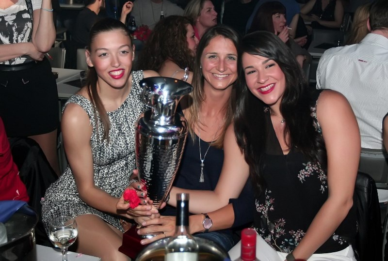 Ολυμπιακός: Έμεινε «ερυθρόλευκη» η Λαμπρούση (photos)