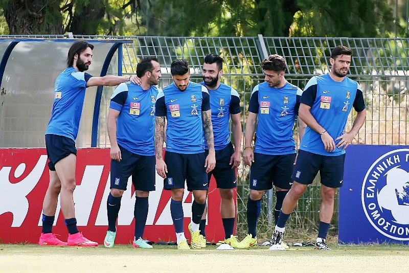 Ελλάδα: Κυκλοφορία, στημένα και διπλό (photos+video)