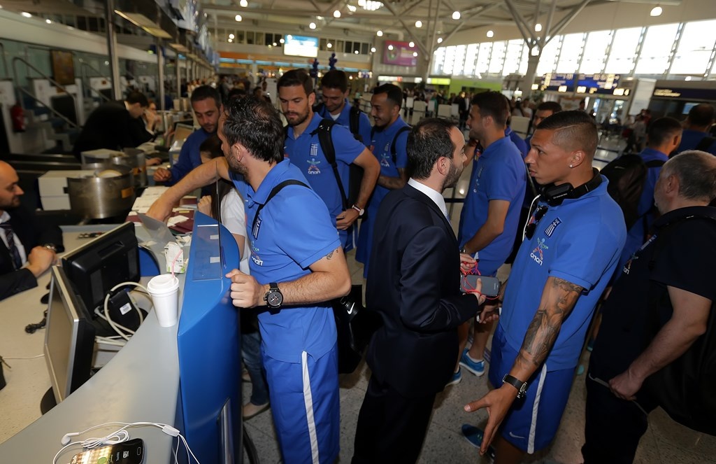 Μουντιάλ 2014: Η αναχώρηση της Ελλάδας (photos)