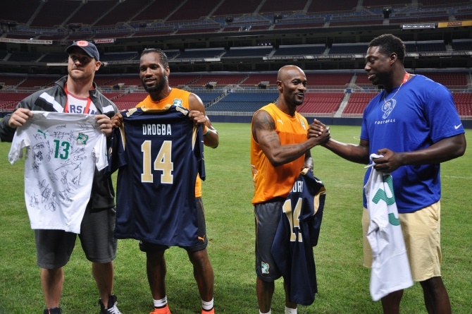 Γνωριμία αστεριών δύο  δημοφιλών σπορ (photos)