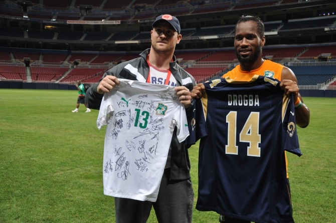 Γνωριμία αστεριών δύο  δημοφιλών σπορ (photos)