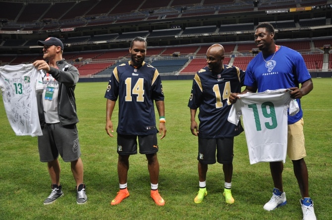 Γνωριμία αστεριών δύο  δημοφιλών σπορ (photos)