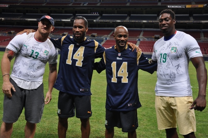 Γνωριμία αστεριών δύο  δημοφιλών σπορ (photos)