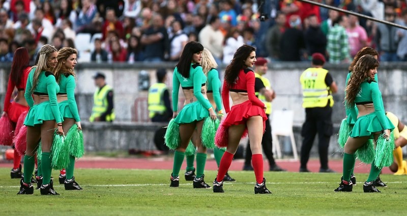 Πορτογαλία – Ελλάδα: Τα… καυτά κορίτσια (photos)