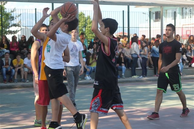 Πιερικός: Στο 3ο Γυμνάσιο Κατερίνης (photos)